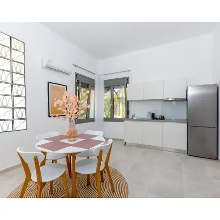 Angelana Luxury Somon Apartament *